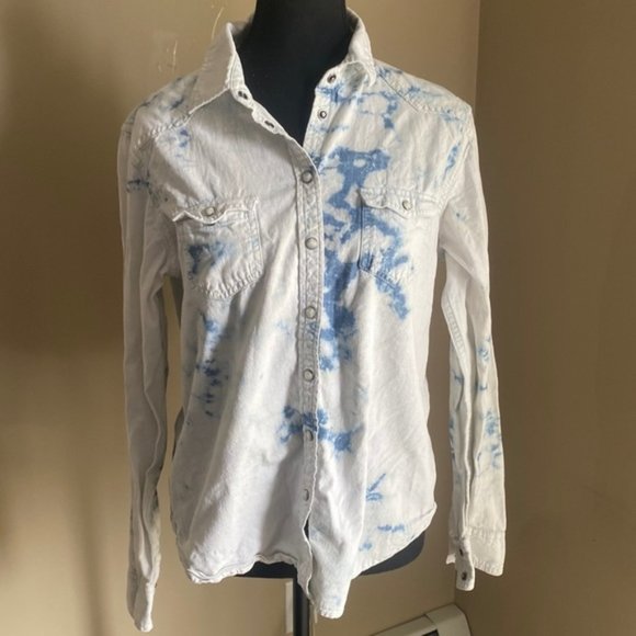 American eagle favourite fit button down denim shirt tie dye large long sleeve - Picture 1 of 3